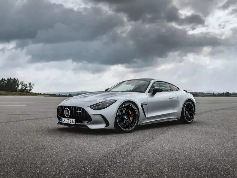 Mercedes-Benz-AMG_GT_Coupe-2024-1600-03