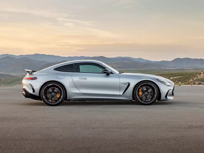 Mercedes-Benz-AMG_GT_Coupe-2024-1600-0f