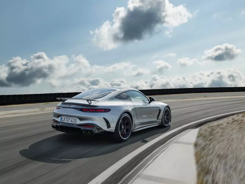 Mercedes-Benz-AMG_GT_Coupe-2024-1600-19