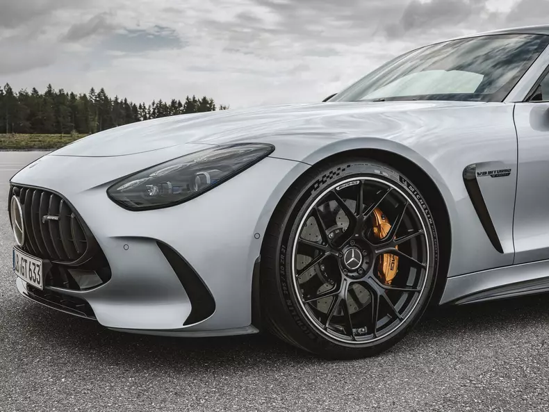 Mercedes-Benz-AMG_GT_Coupe-2024-1600-2c