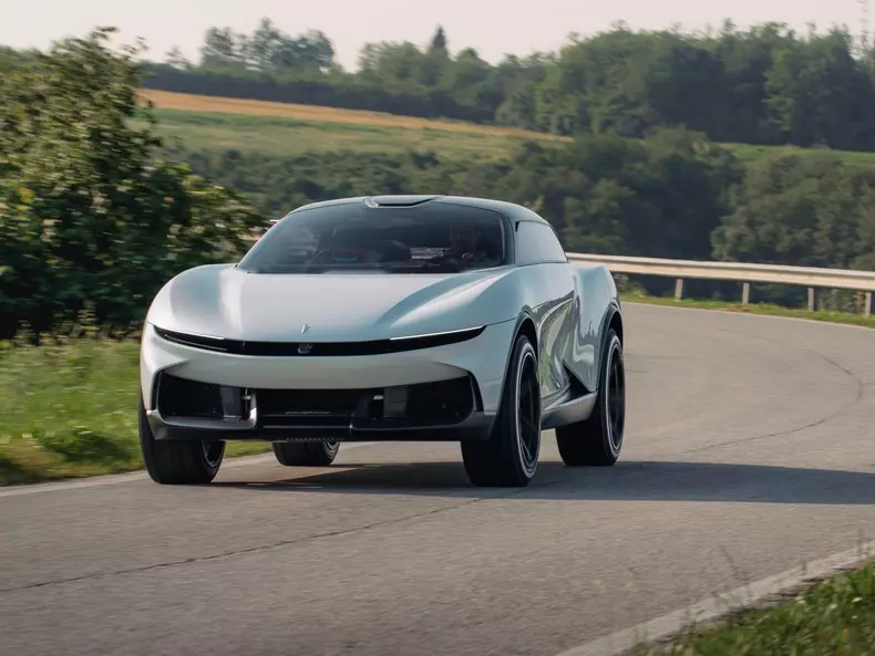 Pininfarina-Pura_Vision_Concept-2023-1600-09