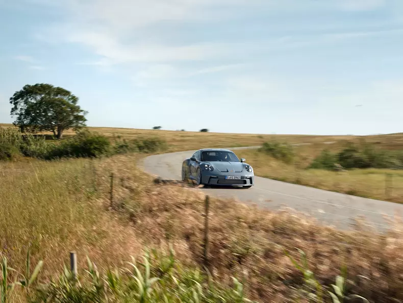 Porsche-911_S-T-2024-1600-06