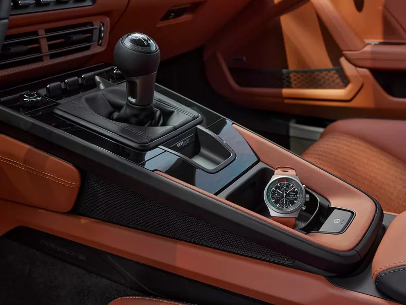 Porsche-911_S-T-2024-1600-1f