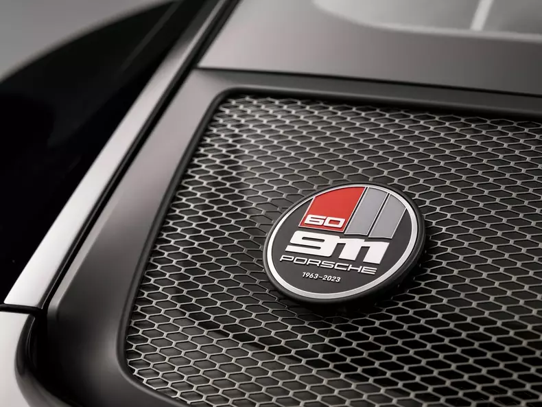 Porsche-911_S-T-2024-1600-2e