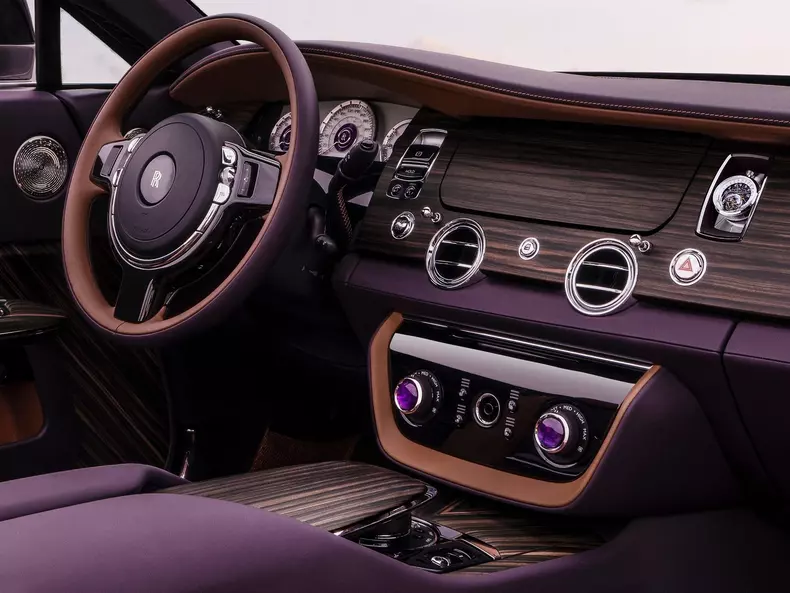 Rolls-Royce-Droptail_Amethyst-2024-1600-07