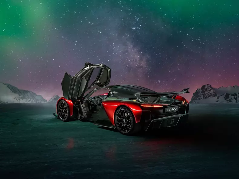 Zenvo-Aurora_Agil-2026-1600-04