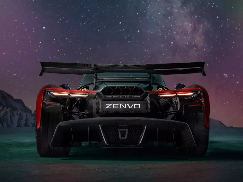 Zenvo-Aurora_Agil-2026-1600-08