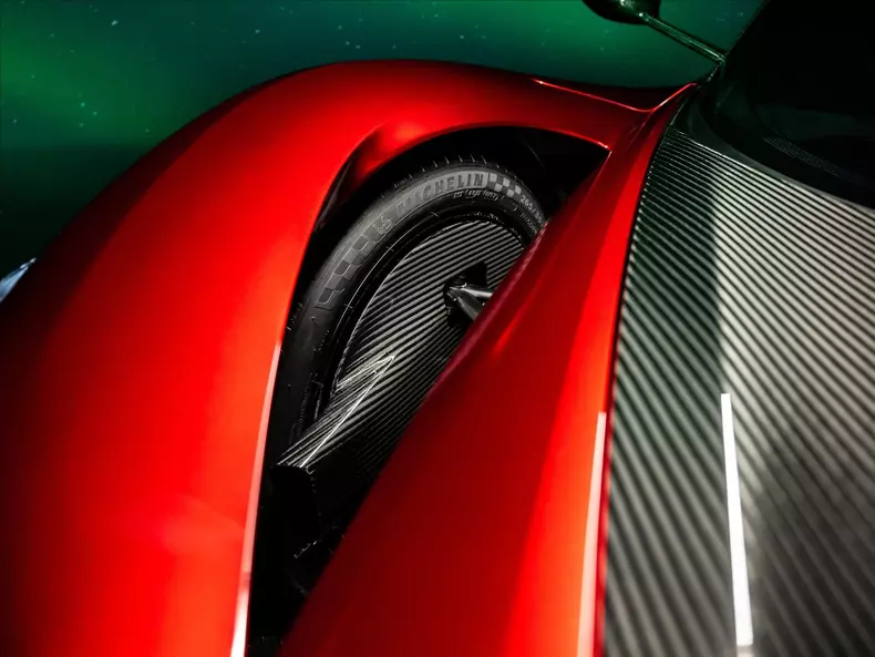 Zenvo-Aurora_Agil-2026-1600-11