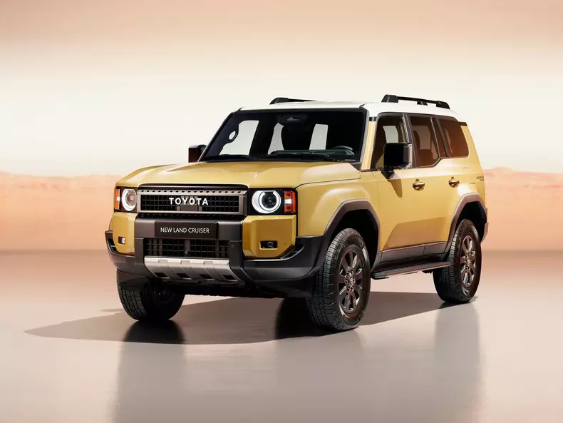 oToyota-Land_Cruiser_250-2025-1600-05