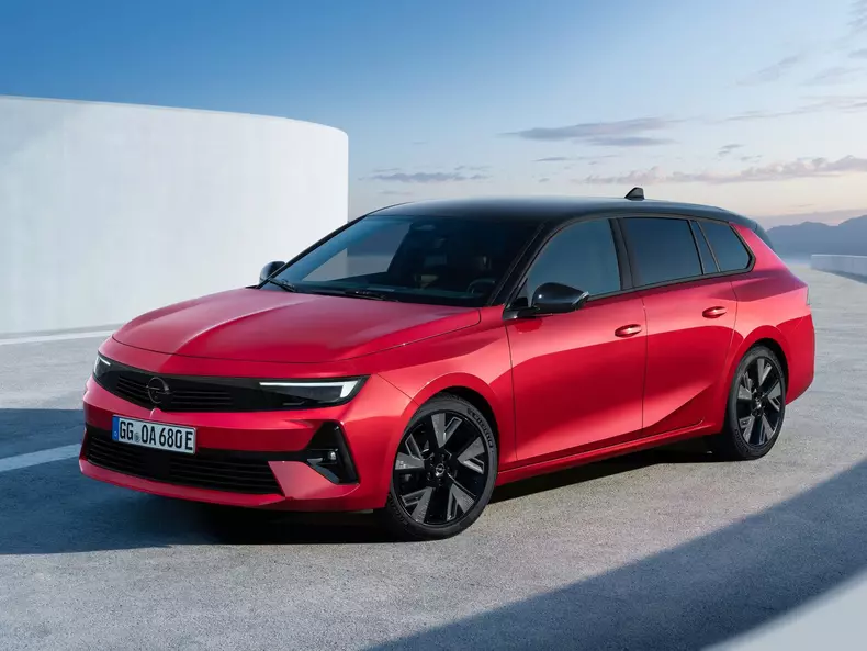 Opel-Astra_Sports_Tourer_Electric-2024-1600-01