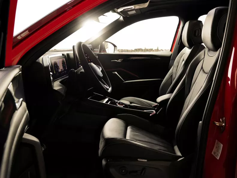 Volkswagen-Tiguan-2024-1600-1d