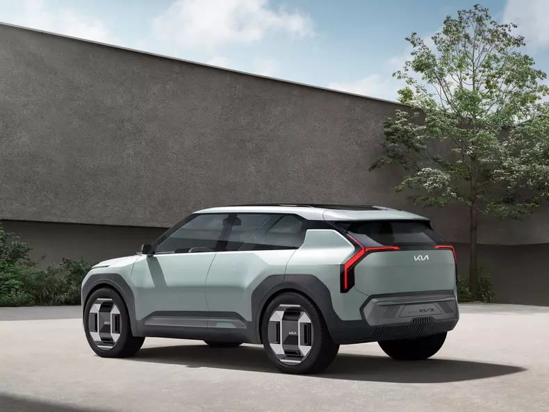 Kia-EV3_Concept-2023-1600-03