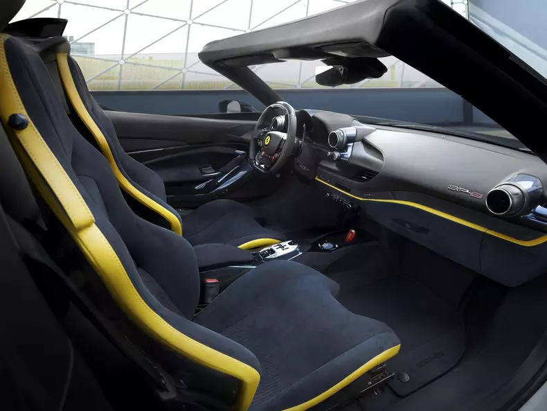 Ferrari-SP-8-2024-1600-06