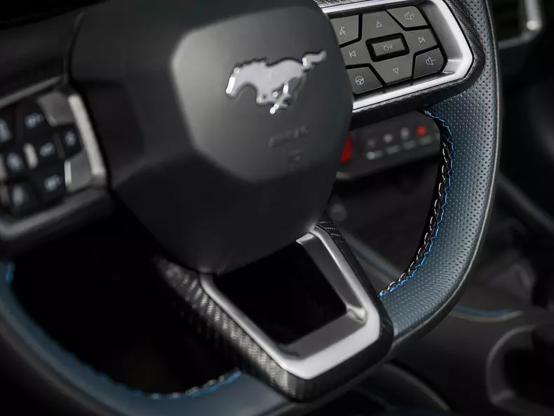 Ford-Mustang_GT_California_Special_Convertible-2024-1600-0c