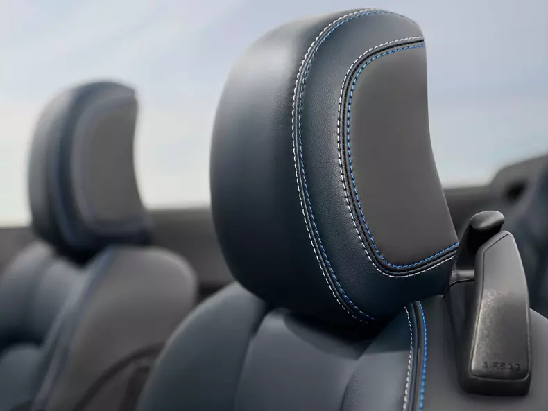 Ford-Mustang_GT_California_Special_Convertible-2024-1600-0e