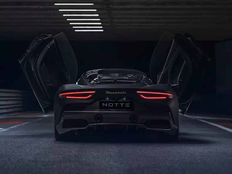 Maserati-MC20_Notte_Edition-2023-1600-08