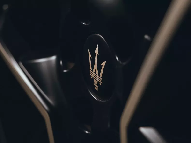 Maserati-MC20_Notte_Edition-2023-1600-0c