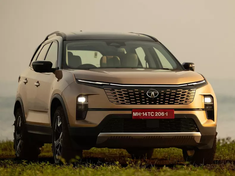 Tata-Safari-2024-1600-01