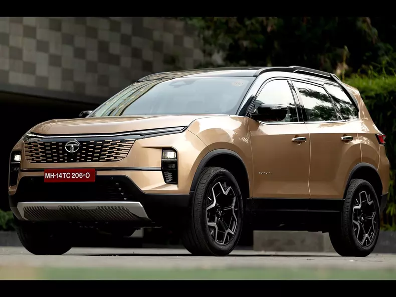 Tata-Safari-2024-1600-05