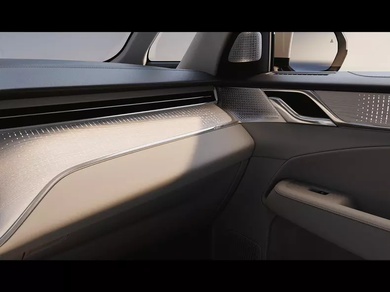 Volvo-EM90-2024-1600-20