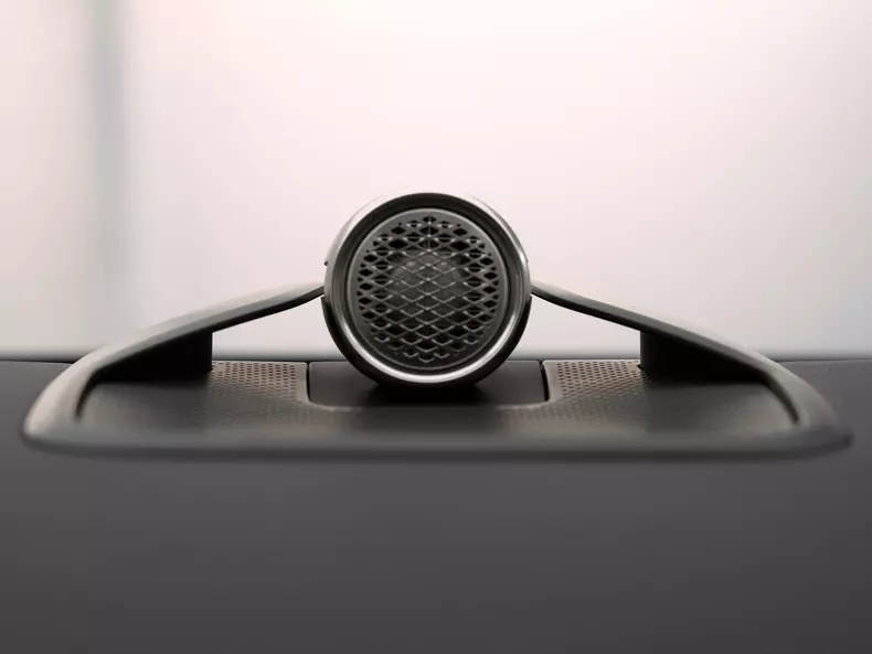 Volvo-EM90-2024-1600-21