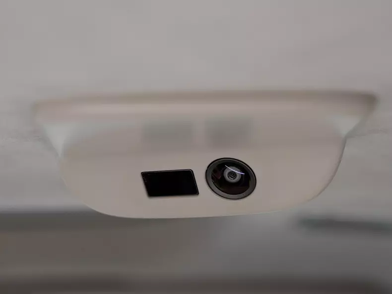 Volvo-EM90-2024-1600-23