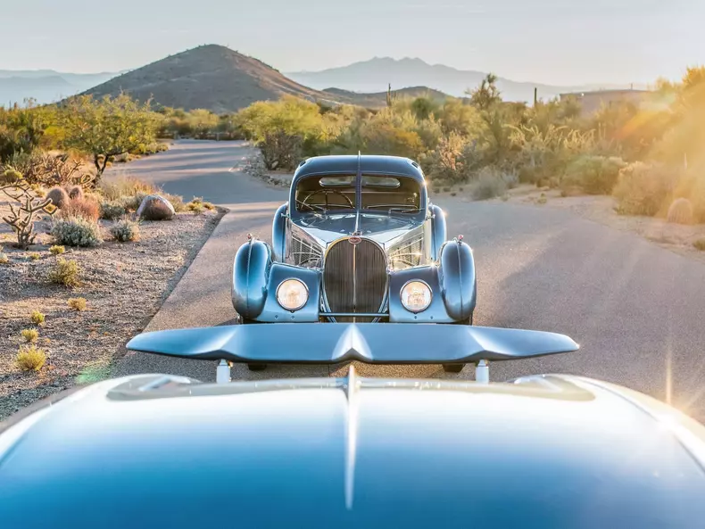 Bugatti-Chiron_Super_Sport_57_One_of_One-2023-1600-1a