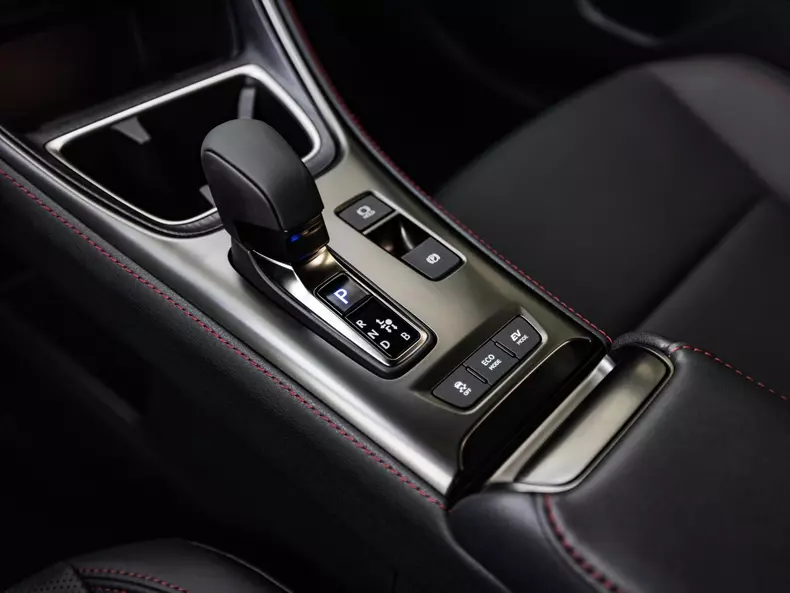 Lexus-LBX-2024-1600-b0