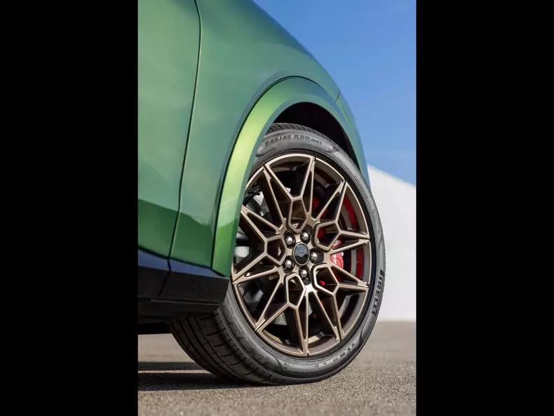 Ford-Mustang_Mach-E_GT_Bronze_Appearance_Package-2024-1600-0d