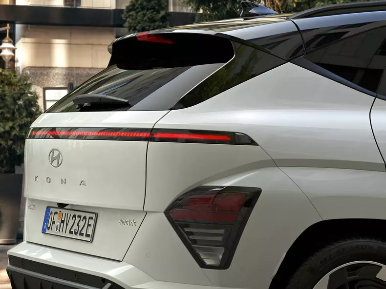 Hyundai-Kona_Electric_N_Line-2024-1600-09