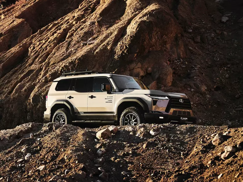 Lexus-GX_550_Overtrail_JAOS_Concept-2024-1600-03