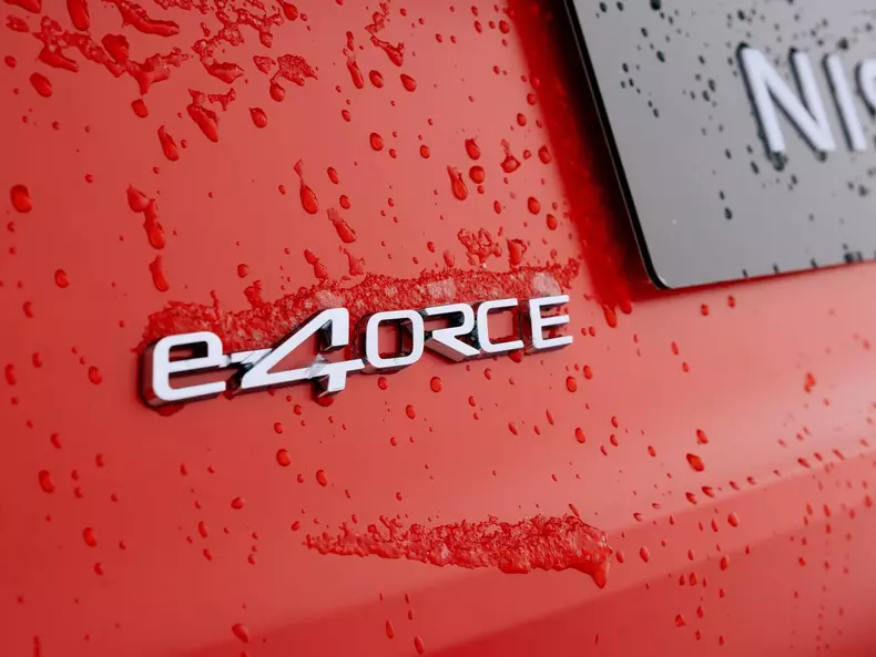 Nissan-X-Trail_Mountain_Rescue_Concept-2024-1600-2e