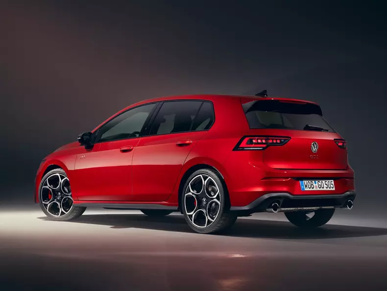 Volkswagen-Golf_GTI-2024-1600-05