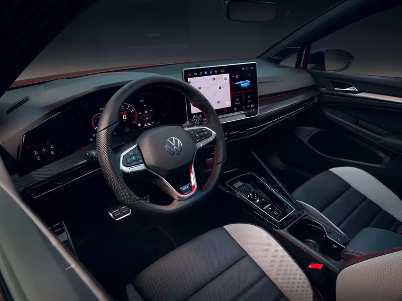 Volkswagen-Golf_GTI-2024-1600-0a