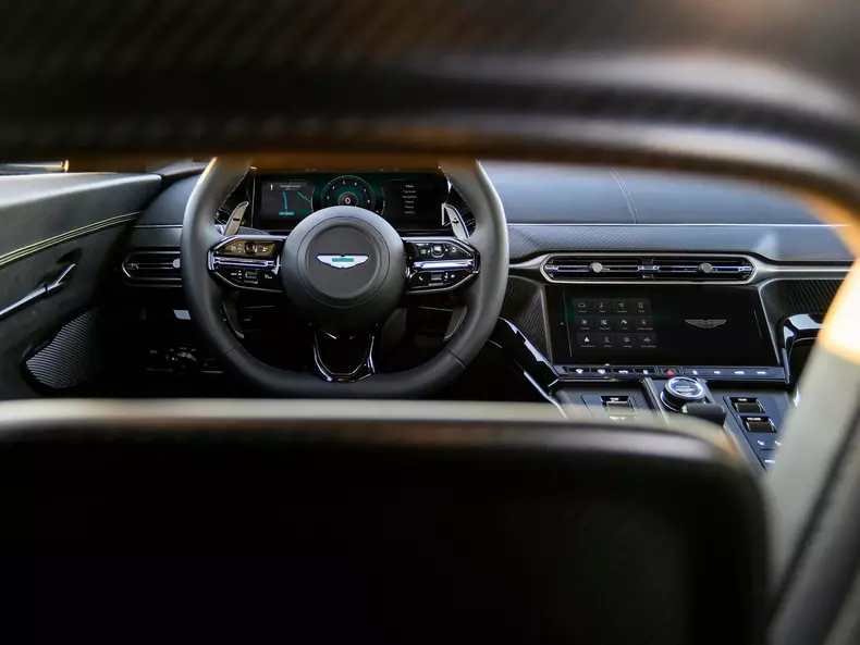 Aston_Martin-Vantage-2025-1600-0e