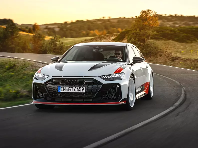 Audi-RS6_Avant_GT-2024-1600-13