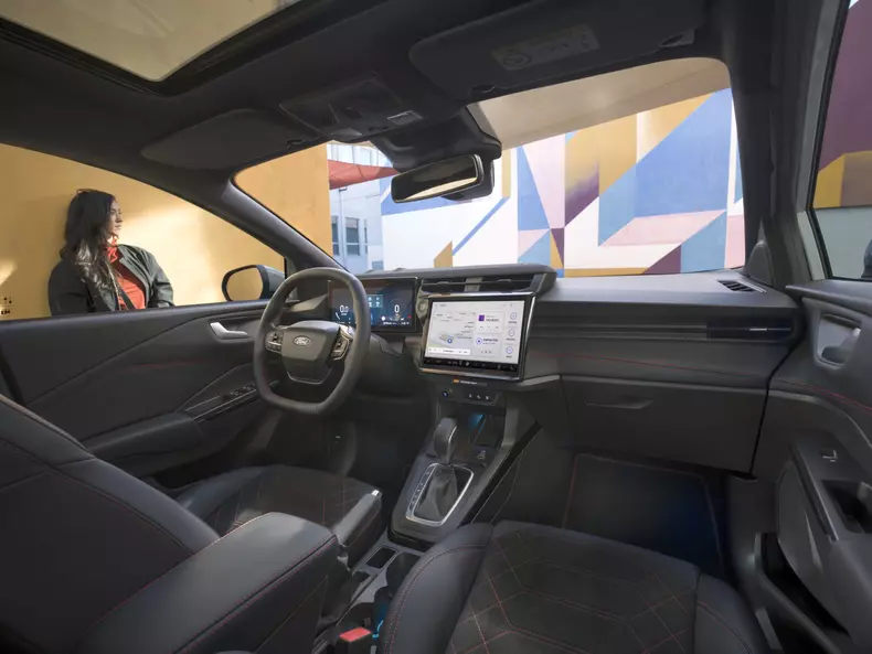 Ford Puma facelift 2024 048