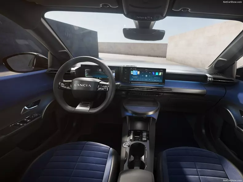 Lancia-Ypsilon-2025-1600-10