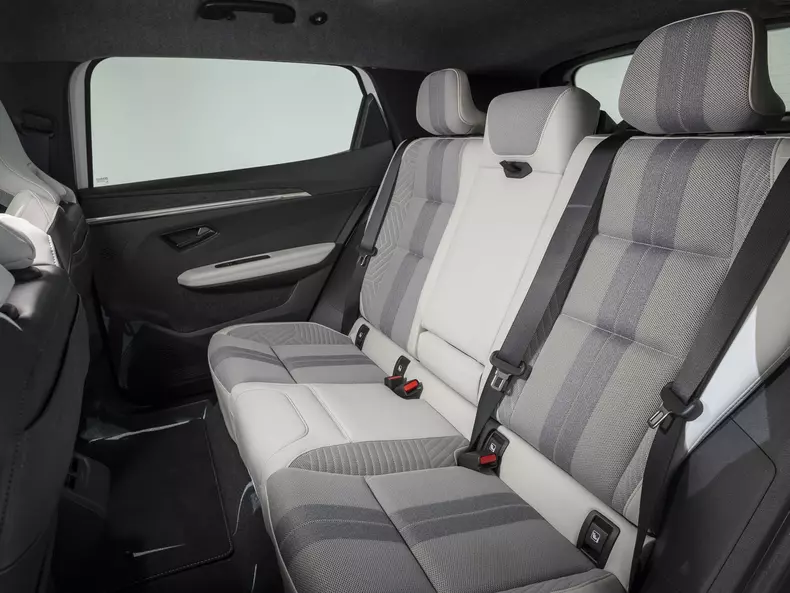 Renault-Scenic_E-Tech-2024-1600-28