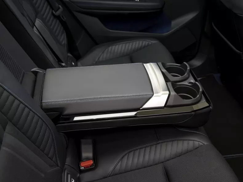 Renault-Scenic_E-Tech-2024-1600-2f