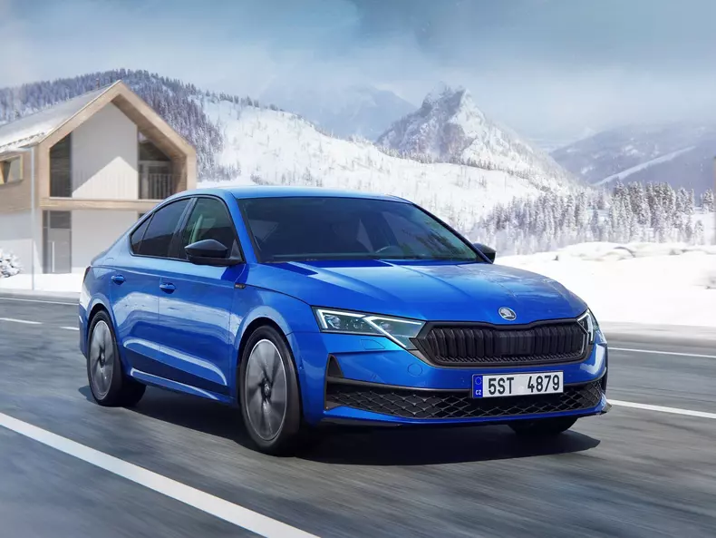 Skoda-Octavia-2025-1600-04