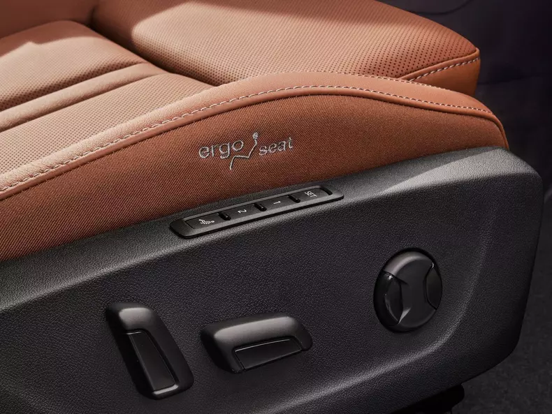 Skoda-Octavia-2025-1600-10