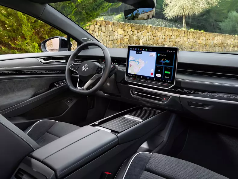 Volkswagen-ID.7_Tourer-2025-1600-1c