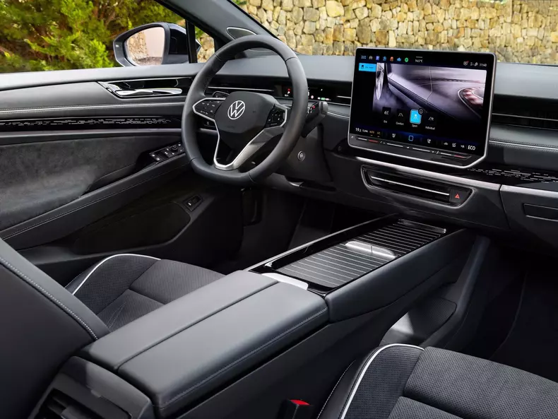 Volkswagen-ID.7_Tourer-2025-1600-20