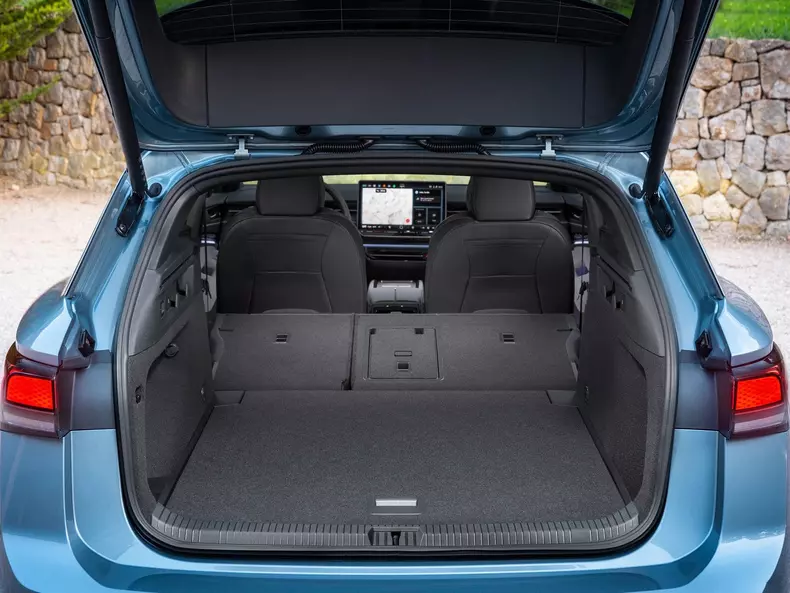 Volkswagen-ID.7_Tourer-2025-1600-31