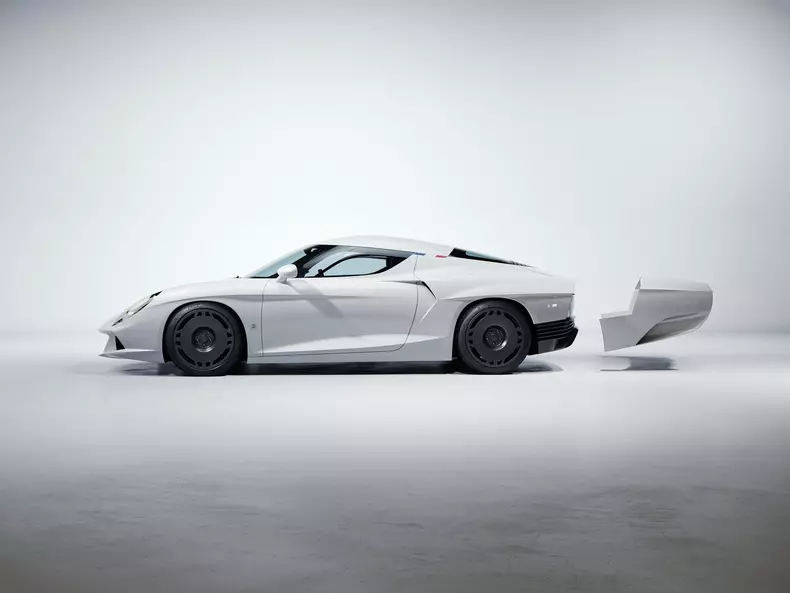 Zagato-AGTZ_Twin_Tail-2025-1600-06