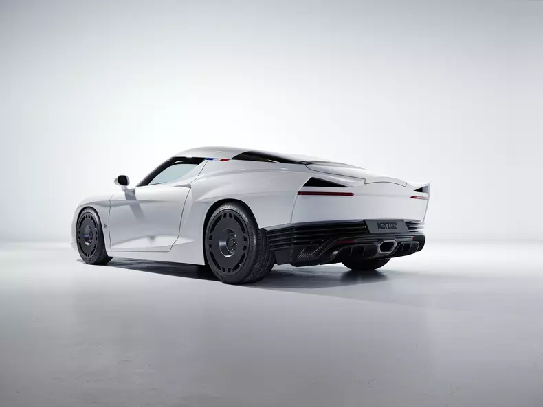 Zagato-AGTZ_Twin_Tail-2025-1600-07