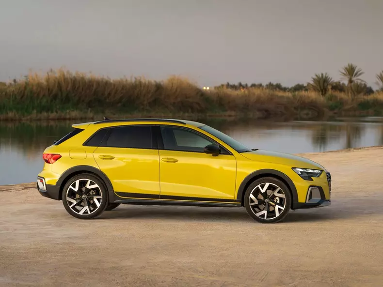 Audi-A3_allstreet-2025-1600-0e