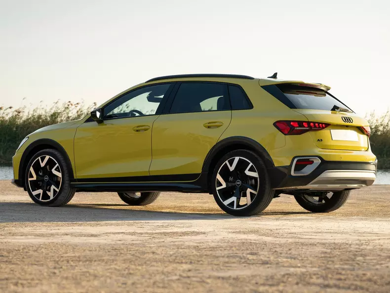 Audi-A3_allstreet-2025-1600-0f
