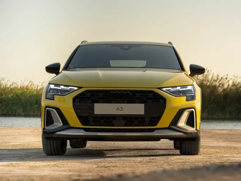 Audi-A3_allstreet-2025-1600-17